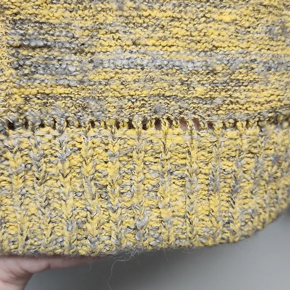 EUC Free People Size XS Gold Yellow and Grey Cropped Sweater - Picture 4 of 8